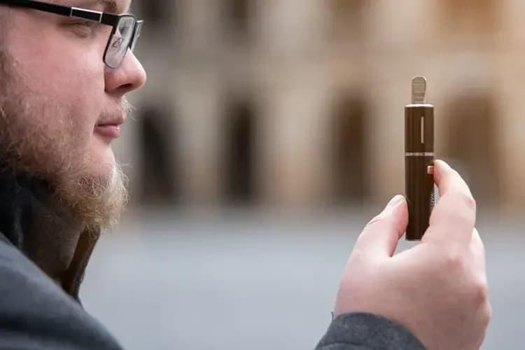 Papieros elektroniczny und ihre Wirkung auf e Zigarette Zähne – Was Sie wissen sollten