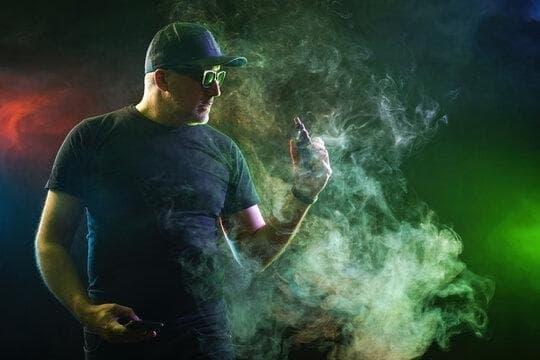 E-Raucher entdecken wie man günstig e liquid kaufen kann und die besten Angebote für E-Raucher genießen
