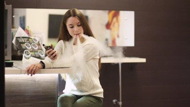 E-Zigaretten und ihr Einfluss auf Feuermelder Wie E-Cigarettes Feuermelderlösungen beeinflussen