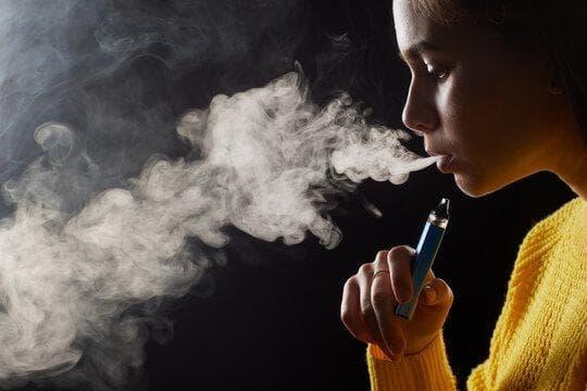 e-Cigaretta im Praxischeck – revoltage e zigarette ohne nikotin als geruchsarme Alternative für Einsteiger 2025