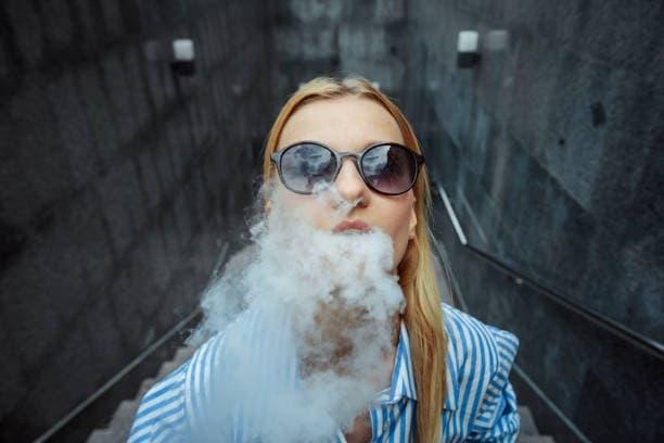 IBvape obchod im Fokus, e-zigarette steuer verfassungsklage löst Debatte über Regulierung Verbraucherschutz und Marktchancen aus