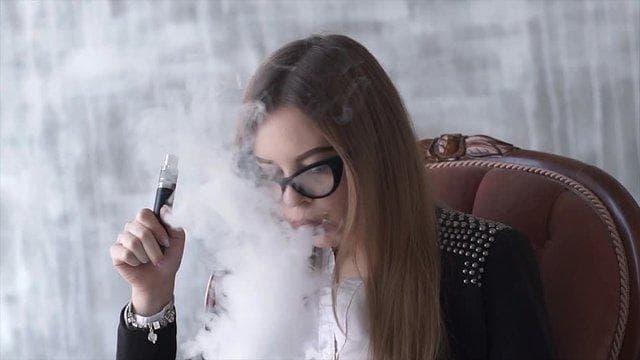 e-cigarettes Tipps gegen e zigarette übelkeit und schnelle Hilfe bei Unwohlsein