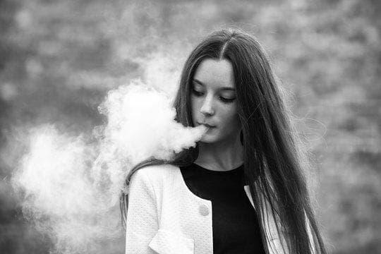 E-Liquid Tipps: Wie Sie E-Liquid und e-zigarette liquid flugzeug sicher auf Reisen mitnehmen